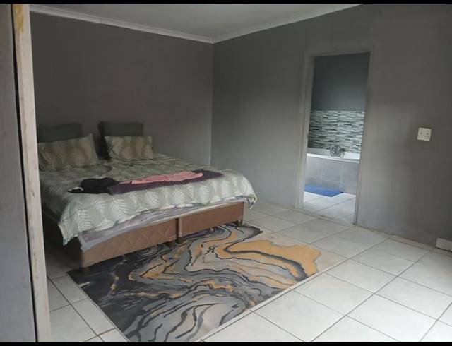 3 BEDROOM HOUSE FOR SALE IN FINETOWN